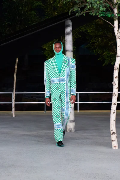 Look 151